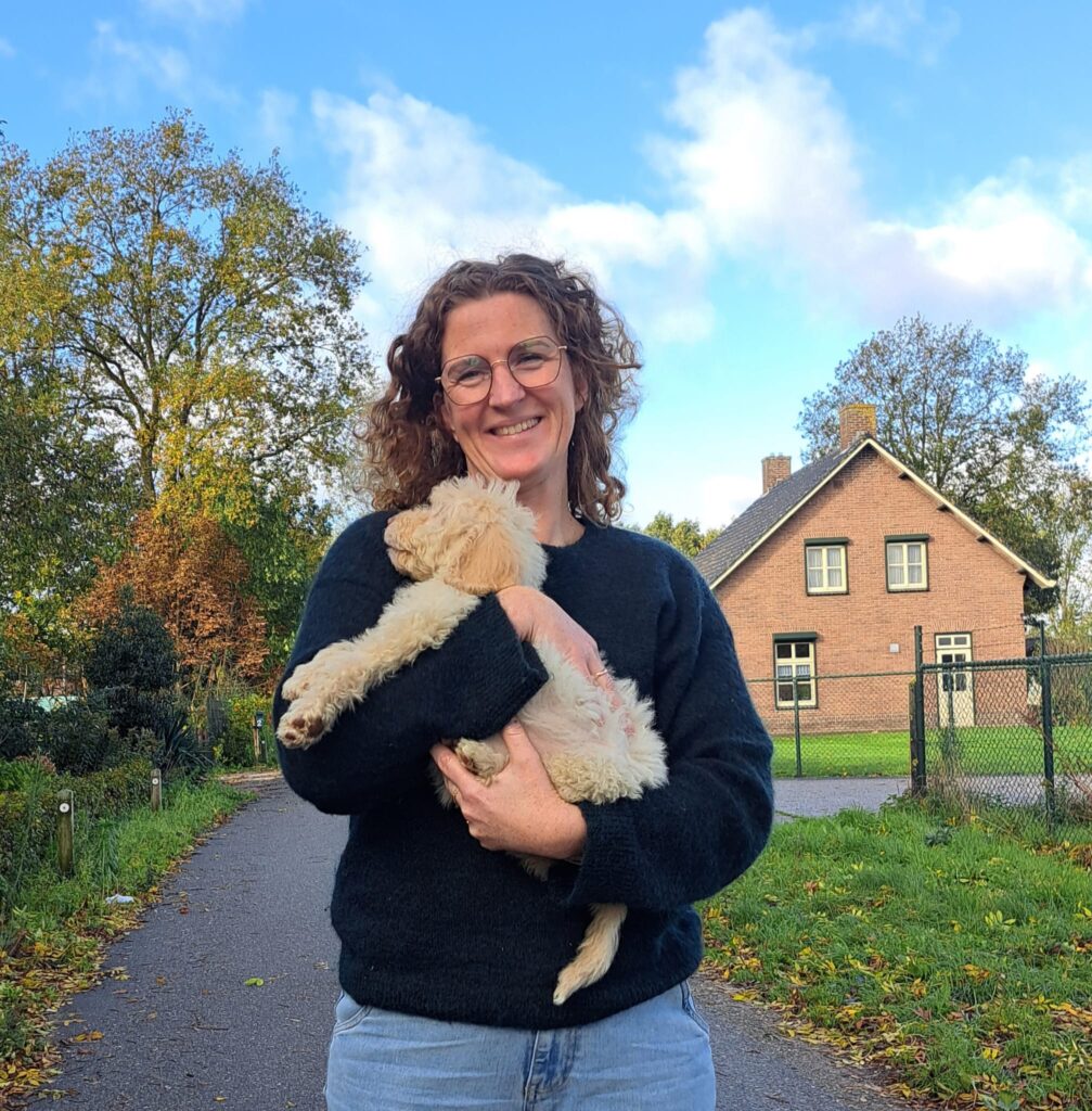 Loes Onderdelinden